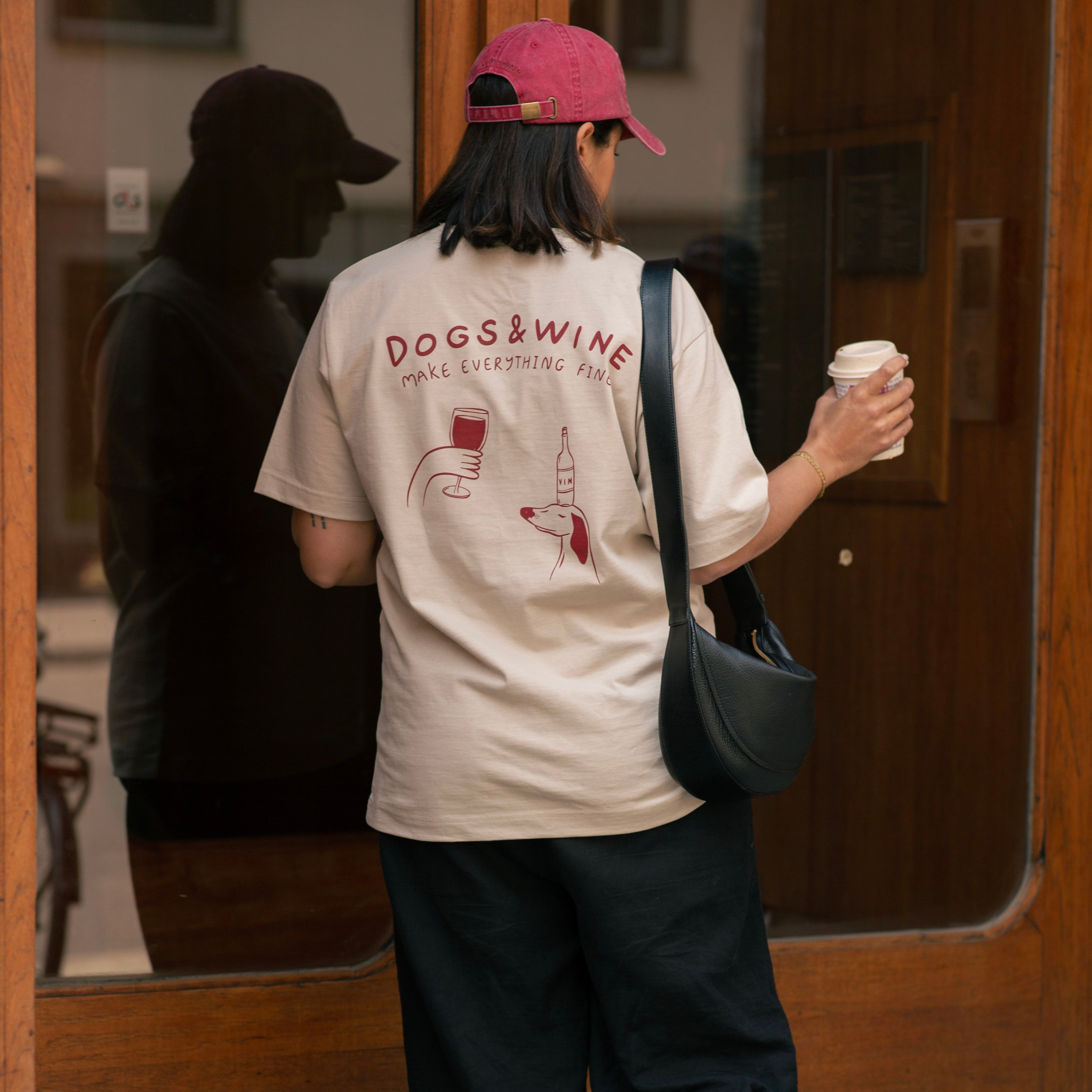 Beige T-shirt - Dogs & Wine Make Everything Fine