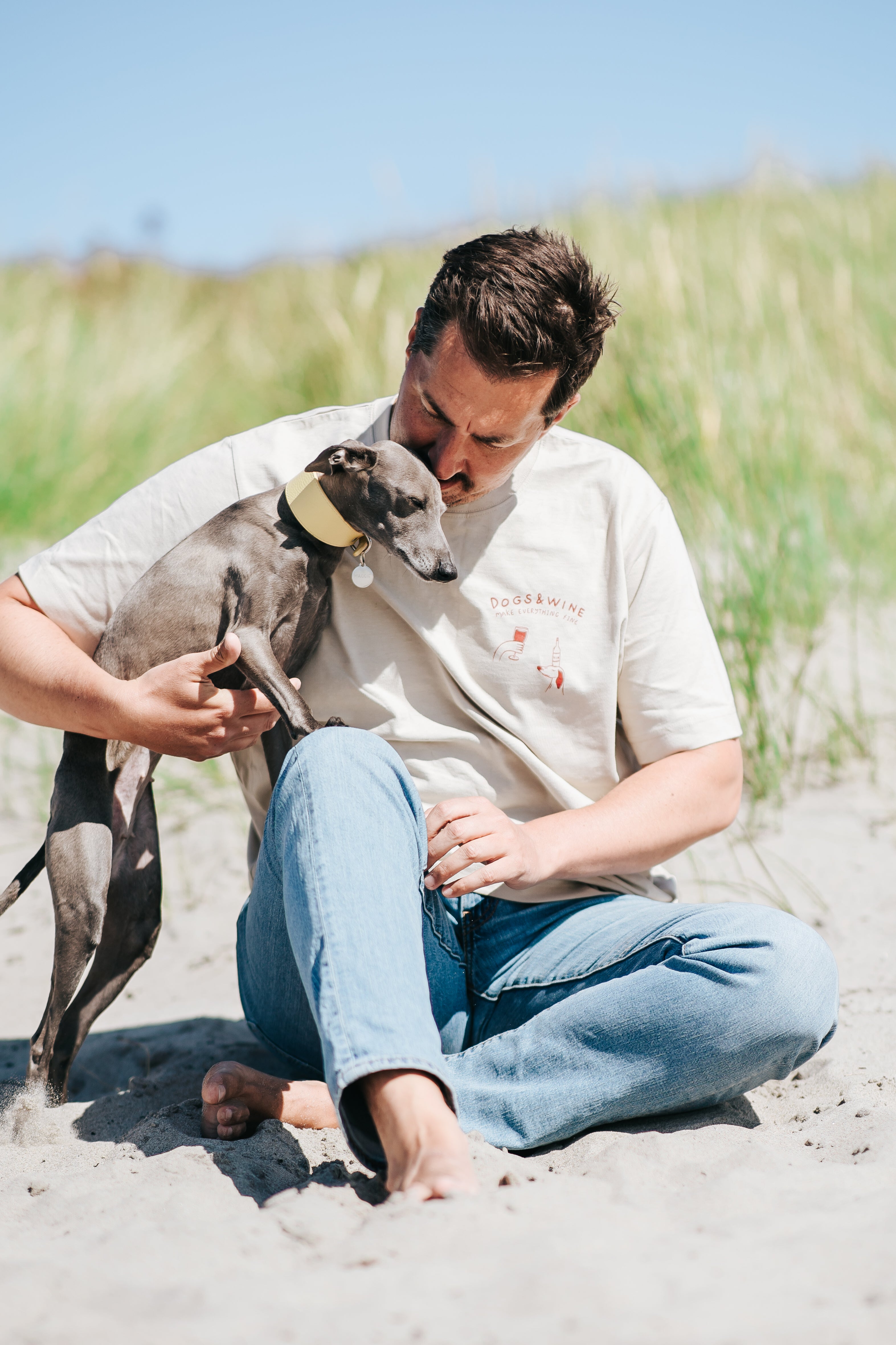 Beige T-shirt - Dogs & Wine Make Everything Fine
