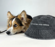 Chapeau Bucket en denim noir - Anti-Social Dog Owner