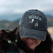 Casquette en denim noir - Logo "Cats & Wine Make Everything Fine" 