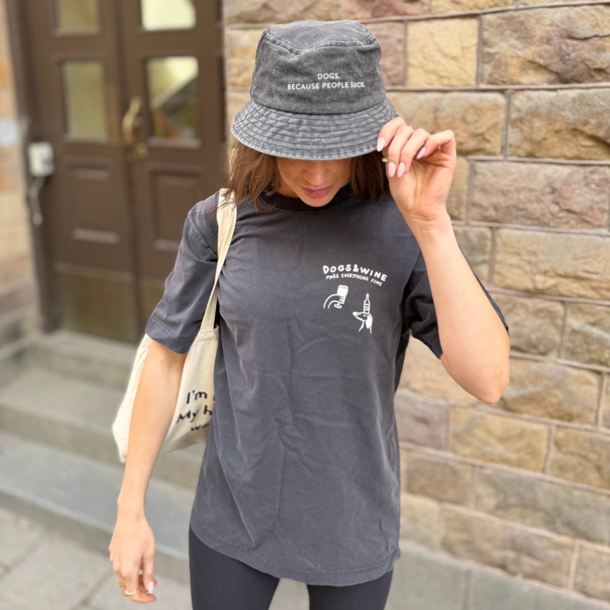 T-shirt Noir  - Dogs & Wine Make Everything Fine